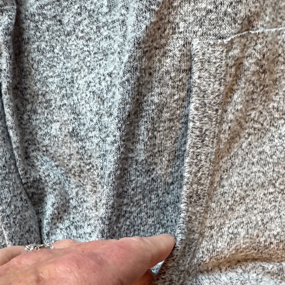 Lulu's Gray and RBX beige Hooded Sweatshirt Duo - Picture 4 of 4